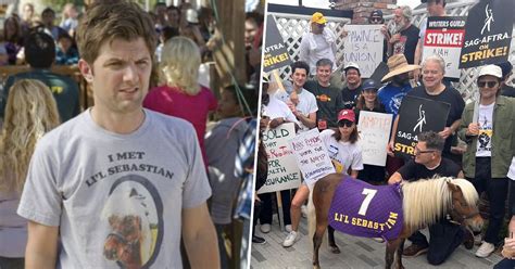 Cast of 'Parks and Recreation' reunite on L.A. picket line