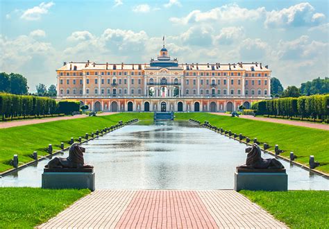 Castillo Olivia  Saint Petersburg