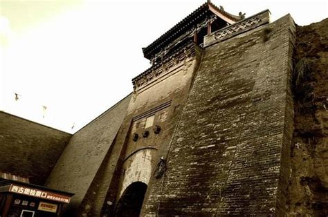 Castillo Roberts Yelp Qinhuangdao