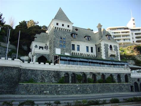Castillo Ross  Bazhou
