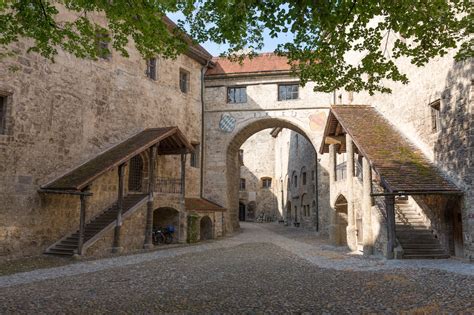 Castle courtyards at a glance VISIT BURGHAUSEN