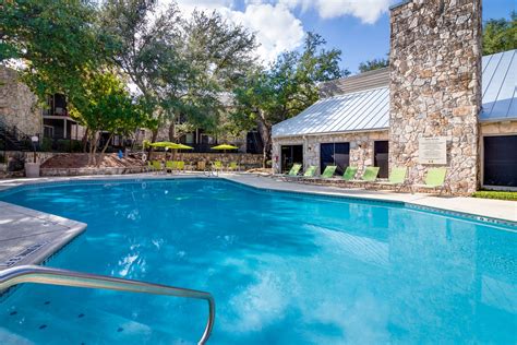 Castle hills san antonio. Castle Hills is a quiet, residential community that enjoys easy access to San Antonio International Airport, downtown, the River Walk, and the Medical Center via Loop 410. Located in the desirable north-central … 
