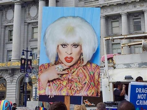 Castro Theater holds memorial for drag icon Heklina