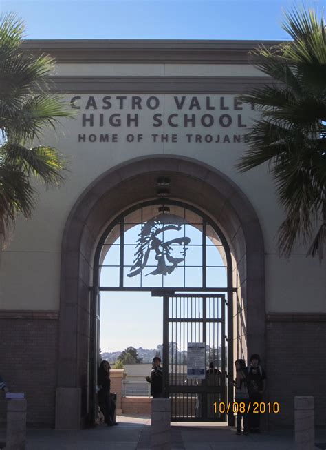 Castro valley high. Castro Valley High School 19400 Santa Maria Avenue Castro Valley, CA 94546 Phone: (510) 537-5910 Fax: (510) 582-7728 CVUSD is committed to providing … 