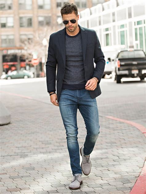 Casual cocktail attire male. A crew neck sweater is an optimal option for casual wedding attire for men. Look for one in a deep hue like forest green or rich burgundy. Layer it over a classic solid-color button-down shirt. Remember to tuck in your shirt collar points below the sweater neckline. Pair the combo with charcoal grey chino pants. 