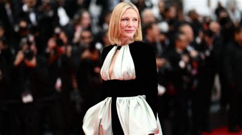 Cate Blanchett dice en Cannes que “siempre intenta dejar de actuar”
