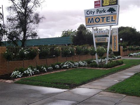 Category: City Park Motel Apartments Wagga Wagga Australia