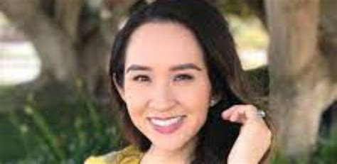 Cathy has a younger brother named Kevin and an older brother. In 2015, she got married to Michael Banaag, but they got divorced later. They had a daughter named Isla Renee on October 8, 2018. She knows other famous people from YouTube and the internet, like AJ Rafael and Wong Fu Productions, which is a company on the web started by Ted Fu.. 