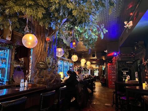 Cauldron nyc. Jul 30, 2019 · The wizarding bar The Cauldron is an incredibly magical place to visit in New York City. Grab your robe and wand and get ready to mix up some incredible poti... 