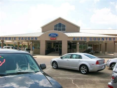 Cavender Ford Your Ford dealership in Columbus