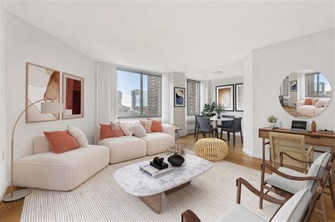 Cc rentals nyc. 5,011 fully furnished short term rentals with kitchens and all the amenities you need in New York, NY. Zumper's short term rentals are fully equipped to help you call New York, NY your next home. 