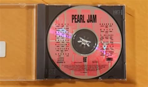 Cd longbox value.  Pearl Jam - Ten CD Unboxing, Unbox Kings Internation...