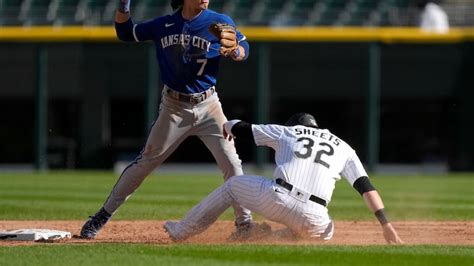 Cease leads White Sox to 6-2 win in doubleheader opener, sending Royals to 101st loss