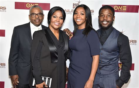CeCe Winans Is a Happy Grandma as She Shows off Her Newborn Grandson Named Wyatt. CeCe Winans is the happiest grandma in the world right now after her daughter Ashley Rose Phillips gave …. 