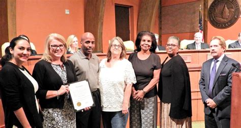 Cedar Hill Mayor Proclaims September 28 National Good Neighbor Day ...