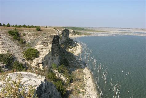 Discover Cedar Bluff Reservoir in Ransom, Kansas: Th
