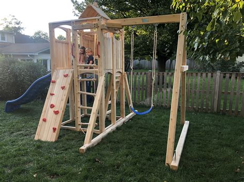 Cedarworks - Fall Height. 60 ". Use Zone. 49' x 38'. CPSC Compliant. ADA Compliant Options Available. ASTM F1487 Compliant. Outdoor 556 in CedarWorks Outdoor Playsets (2 & Over) line from CedarWorks.