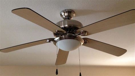 Hi. I have a Hampton Bay ceiling fan. Model number AC-552. Serial Number 000011.The remote is model #UC7083T. We've changed the batteries in the remote and it still will not turn the fan or light on o ...