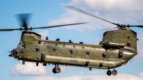 Celebrating 40 years of Chinook – Defense Here