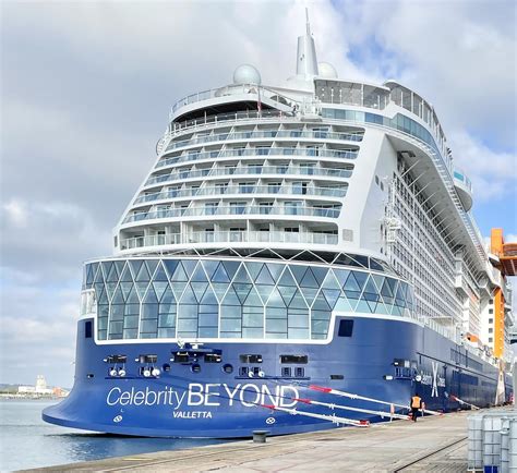 Celebrity beyond reviews. Celebrity Beyond is a sophisticated and chic cruise ship with many improvements and inclusions. Read the review to learn about the new suites, bars, restaurants, … 