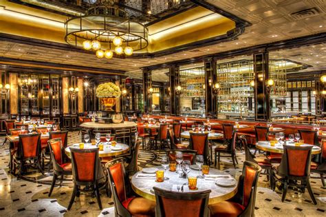 Celebrity chef restaurants las vegas. Janna Karel is the Editor for Eater Vegas. Three celebrities have opened their bars and restaurants on the Las Vegas Strip. At Caesars Palace, chef Bobby Flay celebrates all things French fry at ... 