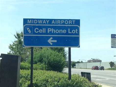 Cell Phone Lots Map & Directions. Sky Harbor’s three free 24-h