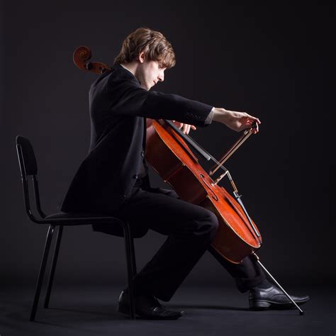Cellist - Website of Tim Posner, Cellist, First British major prizewinner at the International Karl Davidov Competition.