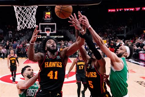 Celtics can’t cool down Hawks’ shot-making, fall in Game 3