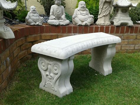 Learn how to find, buy and make concrete statue molds for ornamental concrete lawn ornaments. Find out the best concrete mix, mold release agents, and tips for casting, curing and patching up your statues.. 