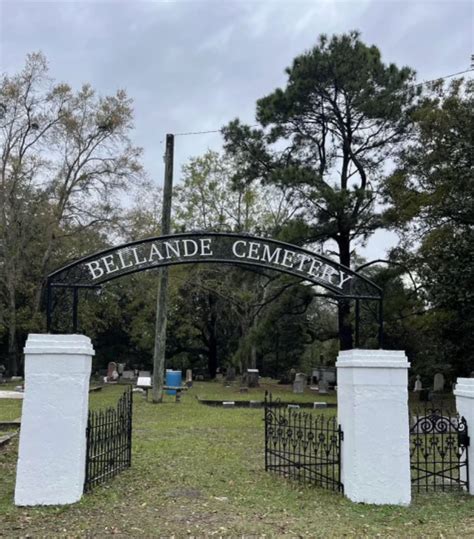 Cemeteries - Ocean Springs, MS (Burial Services & Records)