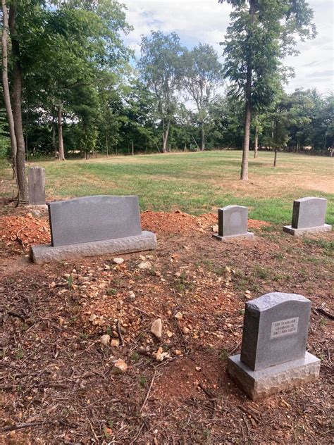 Cemeteries in Cedar Hill, Tennessee - Find a Grave