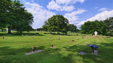 Cemetery/Burial Plot at Eastlawn Memorial Gardens in …