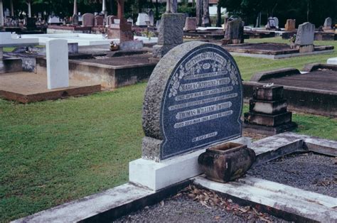 Cemetery Plaques Fact Sheet - moretonbay.qld.gov.au