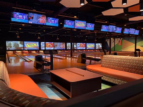 Center bowl. 8. Westwood Bowl. Featuring 24 lanes, 180 bowling balls (including ones for the kiddos!), 300 rental shoes, and 500 lockers for rental, Westwood Bowl has some of the best amenities around. It also offers one of the cheapest rates in Singapore – the public only has to fork out $3.60 per game. 