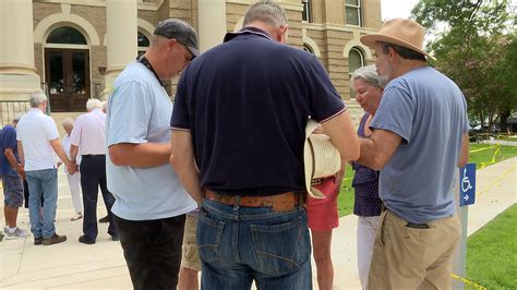 Central Texans turn to prayer, music amid drought