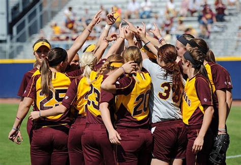 Central michigan softball. Things To Know About Central michigan softball. 
