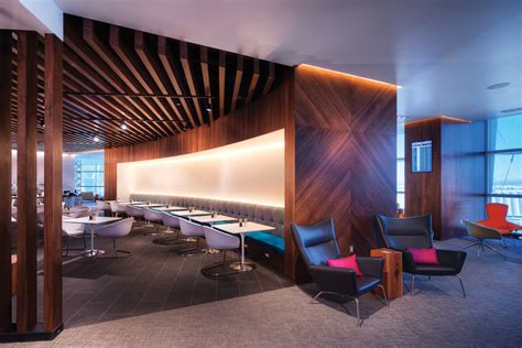 San Jose Airport (SJC) lounges are open to passengers at a reduced cost no matter the airline they are flying with. It is the best choice for a connected flight, a cancelled flight, …. 