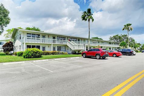 Century village deerfield beach fl 33442. Sold: 2 beds, 2 baths, 881 sq. ft. condo located at 4015 Westbury F #4015, Deerfield Beach, FL 33442 sold for $207,500 on Sep 1, 2023. View sales history, tax history, home value estimates, and ove... 