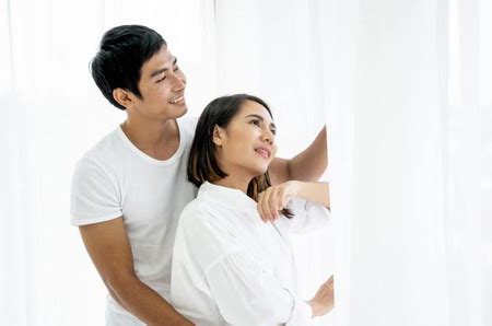 Cerita berhubungan suami istri sambil menyusui. .  <a href=https://239.bf1.my...