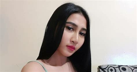 Cerita setubuhi tante muda. .  ...