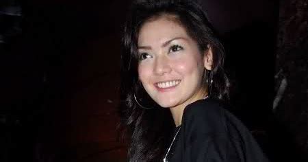 Cerita sex janda kembang. .  ...