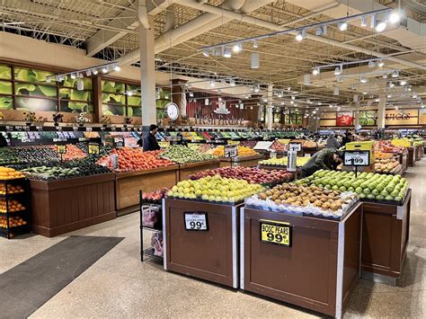 Cermak produce chicago. Cermak Fresh Market is a premier Chicago Supermarket Chain located in the Midwest, United States. Our company specializes in a variety of ethnic foods catering to Mexican, Puerto Rican, Greek, Italian, Polish, Russian and … 