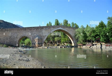 Cermik Halı ve Koltuk Yıkama