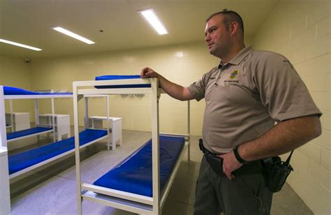 The Cerro Gordo County Jail is under the direct supervision of the Cerro Gordo County Sheriff’s Office. The correctional facility is classified as a medium-security county office that will house both grown-up male and grown-up female prisoners from the county and different areas when required. Lion’s share of the prisoners who are in the …. 
