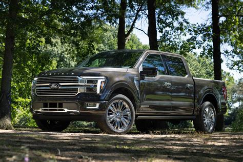 Certified Pre-Owned 2024 Ford F-150 Platinum Truck 5.0L V8 - hallfordnn.com