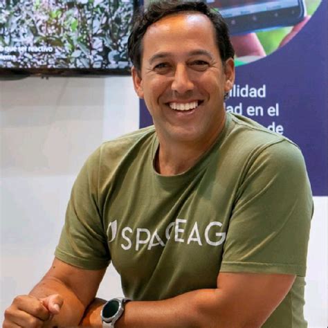 Cesar Urrutia - Co-Founder - Space AG LinkedIn