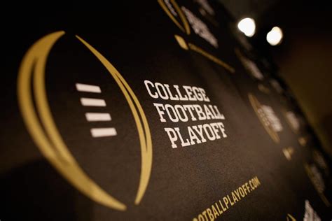 See how to watch or stream every game with the 2023 college football TV schedule on ESPN, ABC, CBS, FOX, NBC and more. Key dates: August 26: start of season, January 1: CFP semifinals, January 8: CFP National Championship.. 
