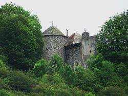 Château de Bonnebaud — Wikipédia