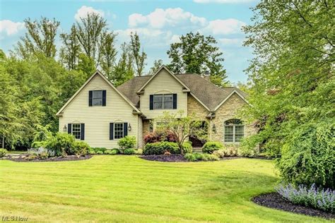 Chagrin falls ohio real estate. Chagrin Falls, OH Real Estate & Homes For Sale. Sort: New Listings. 16 homes. NEW - 2 DAYS AGO 0.36 ACRES. $525,000. 3bd. 2ba. 1,827 sqft (on 0.36 acres) 299 North St, … 