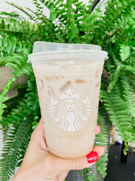 Chai tea starbucks. May 3, 2564 BE ... HEALTHY STARBUCKS DRINK ORDER: Dirty Chai Tea Latte · Order a Grande Iced Chai Tea latte · Request to substitute Almond milk. · Request ONLY... 